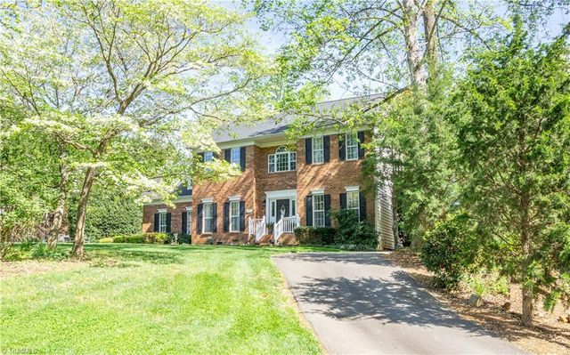 2190 Benwicke Drive, Pfafftown, NC 27040