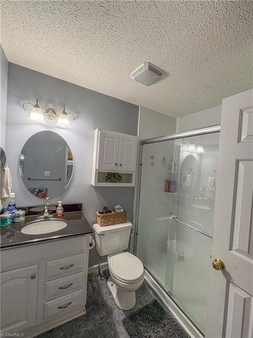 2190 Benwicke Drive, Pfafftown, NC 27040