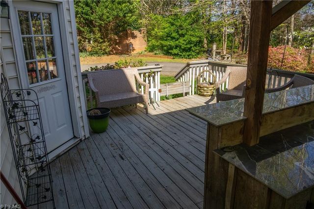 2190 Benwicke Drive, Pfafftown, NC 27040