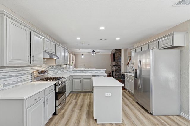 1544 Mountain Laurel Drive, Keller, TX 76248