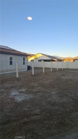 223 Oakton Court, Hemet, CA 92543