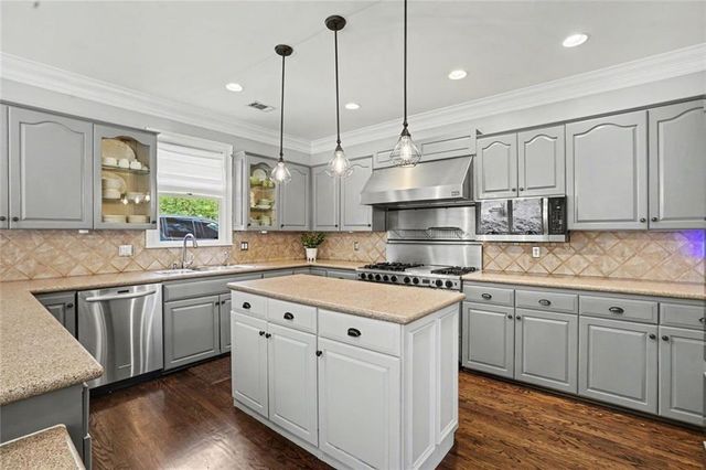 810 Buttercup Trace, Alpharetta, GA 30022