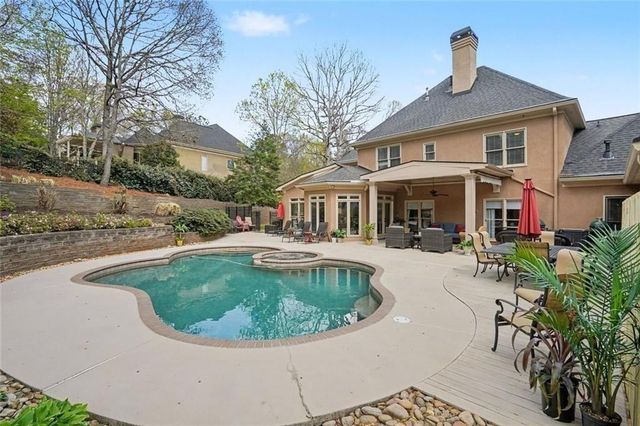 810 Buttercup Trace, Alpharetta, GA 30022