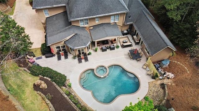 810 Buttercup Trace, Alpharetta, GA 30022