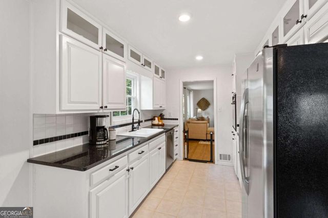 2624 Peeler Road, Atlanta, GA 30360