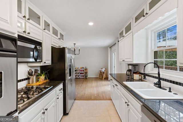 2624 Peeler Road, Atlanta, GA 30360