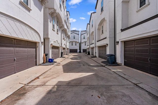 637 Middle Street, Houston, TX 77003