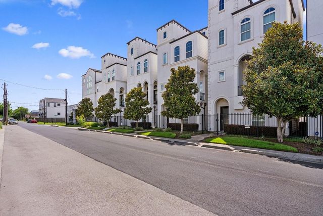 637 Middle Street, Houston, TX 77003