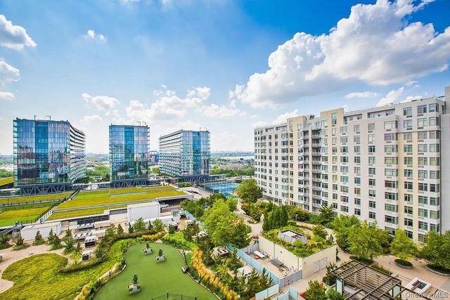 40-22 College Point Boulevard 15G, Flushing, NY 11354