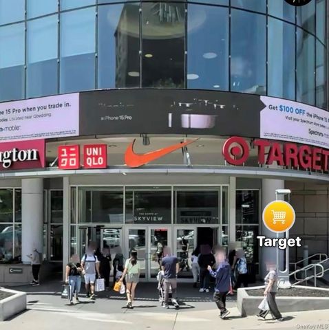 40-22 College Point Boulevard 15G, Flushing, NY 11354