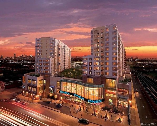 40-22 College Point Boulevard 15G, Flushing, NY 11354