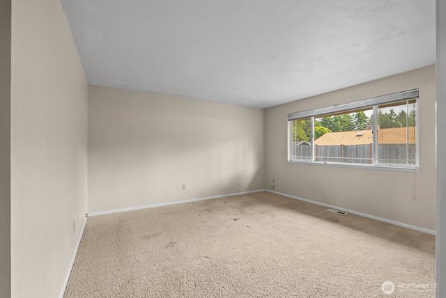 9824 Onyx Drive SW, Lakewood, WA 98498