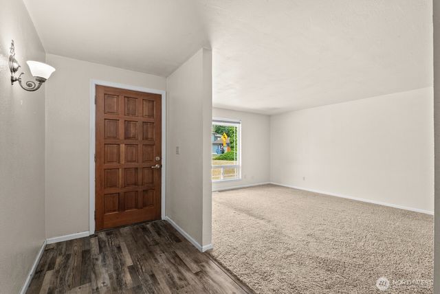 9824 Onyx Drive SW, Lakewood, WA 98498