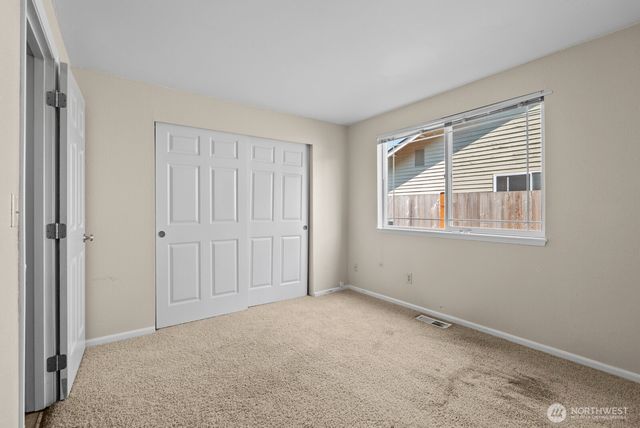 9824 Onyx Drive SW, Lakewood, WA 98498