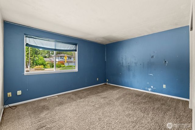 9824 Onyx Drive SW, Lakewood, WA 98498