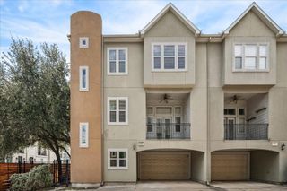 5736 Kansas Street B, Houston, TX 77007