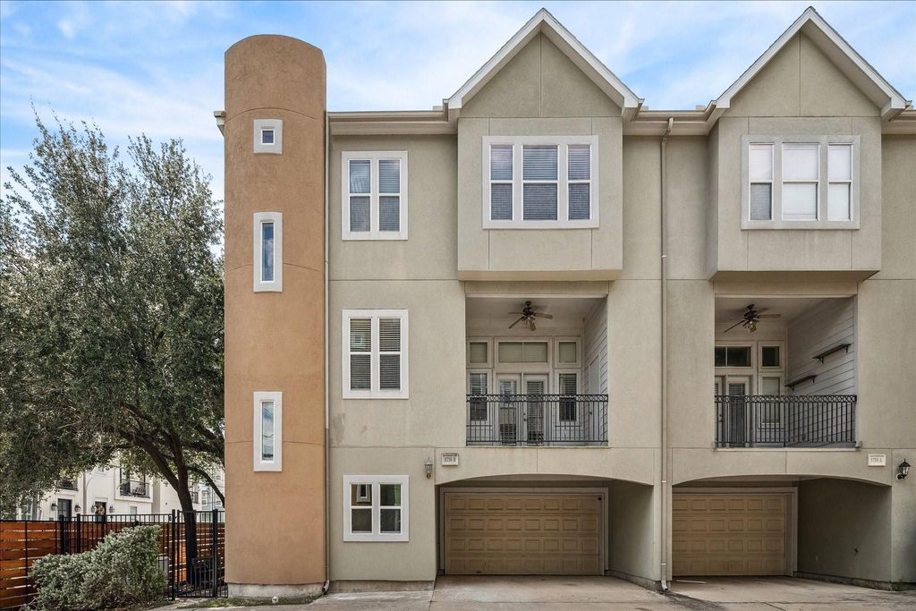 5736 Kansas Street B, Houston, TX 77007