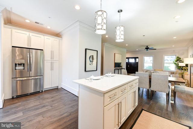 5905 EADS ST NE, Washington, DC 20019