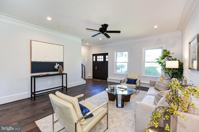 5905 EADS ST NE, Washington, DC 20019