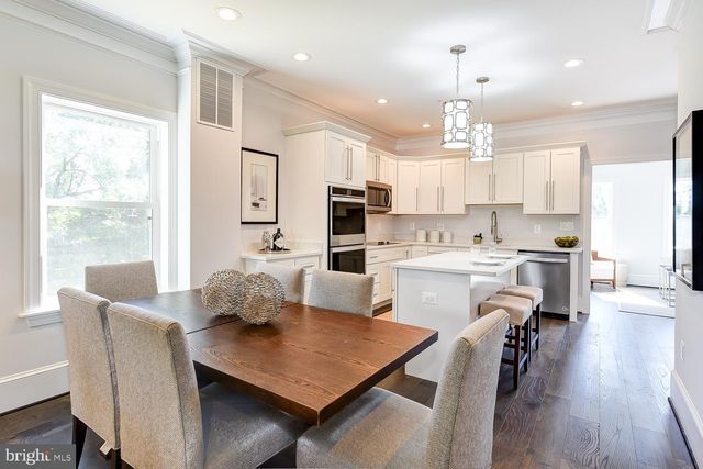 5905 EADS ST NE, Washington, DC 20019