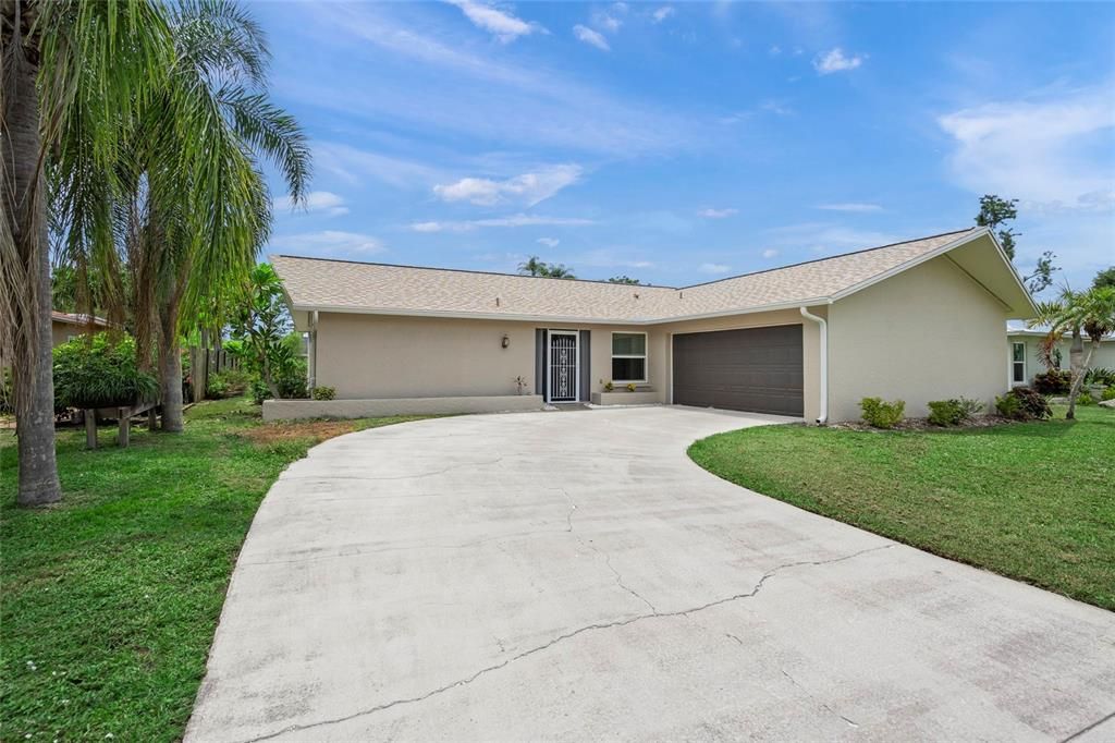3829 GATEWOOD DRIVE, Sarasota, FL 34232