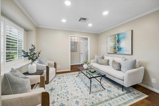 2315 Elmgate Drive, Houston, TX 77080