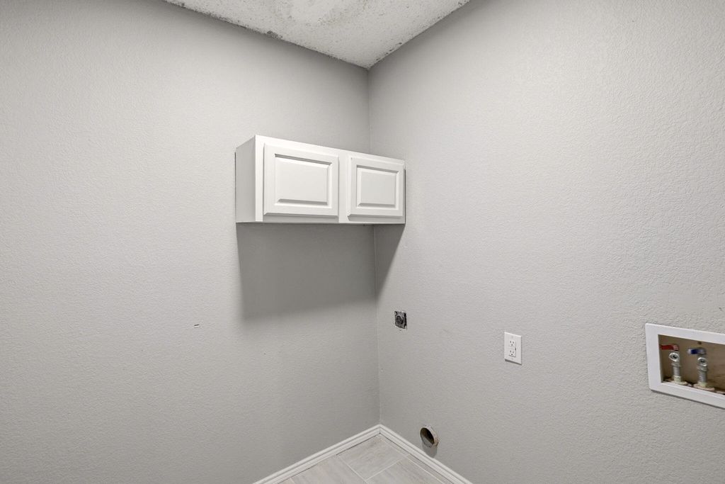 8195 Waterside Trail, Fort Worth, TX 76137 — photo 3