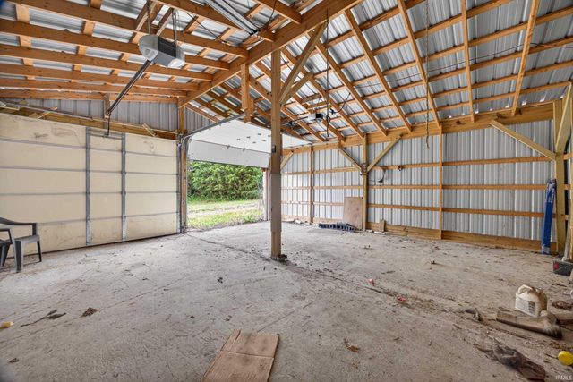 588 Easy Street, Mitchell, IN 47446