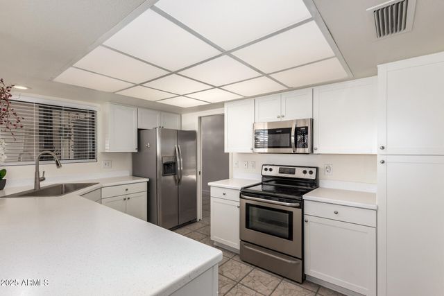 17405 N CONQUISTADOR Drive, Sun City West, AZ 85375