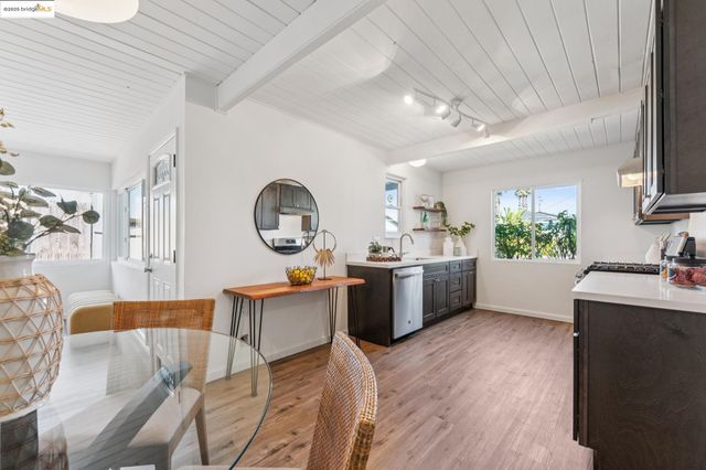 38 Nancy Dr, San Pablo, CA 94806