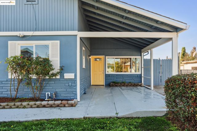 38 Nancy Dr, San Pablo, CA 94806