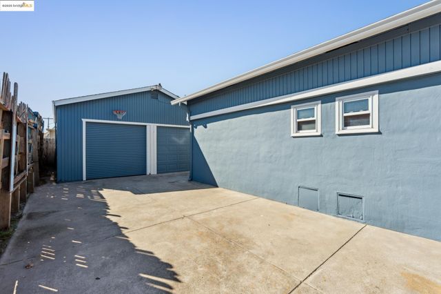 38 Nancy Dr, San Pablo, CA 94806
