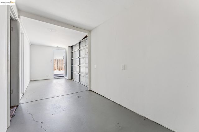 38 Nancy Dr, San Pablo, CA 94806