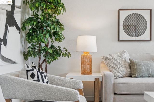 38 Nancy Dr, San Pablo, CA 94806