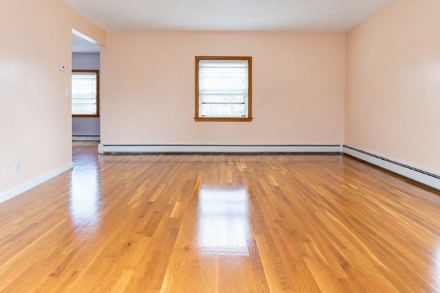 36 Saint Edward Rd 3, Boston, MA 02128