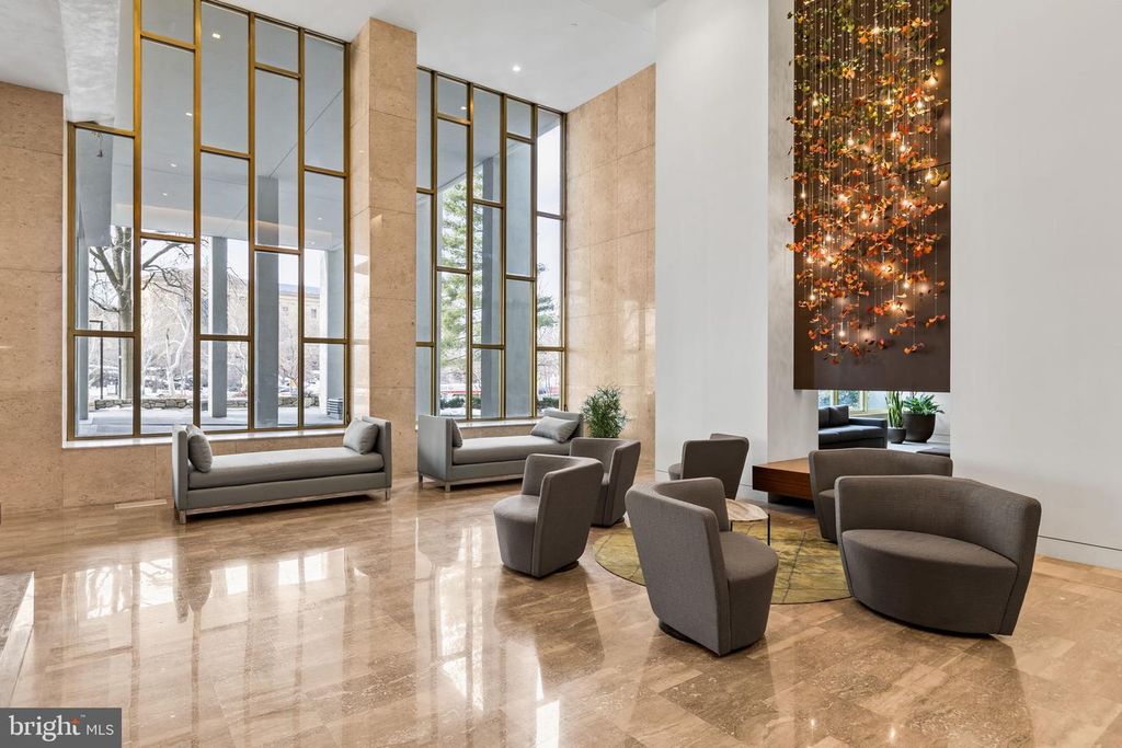 Image 21 of property listing at 2401 PENNSYLVANIA AVE #5C42, Philadelphia, PA 19130