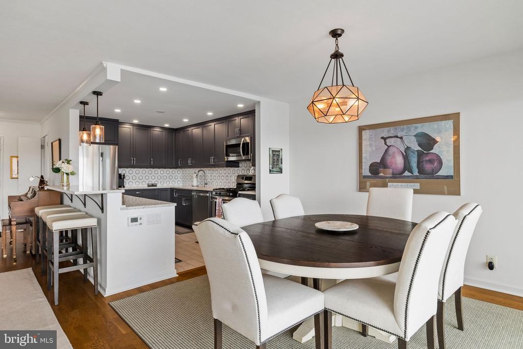 Image 7 of property listing at 2401 PENNSYLVANIA AVE #5C42, Philadelphia, PA 19130