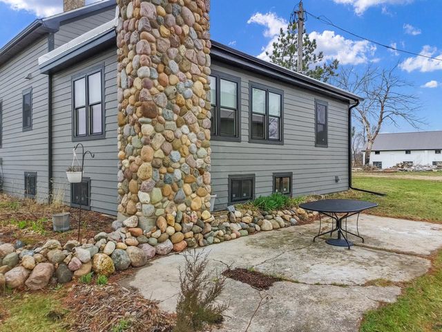 W6660 Willow Bend ROAD, Walworth, WI 53184