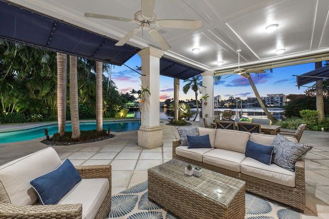 616 Seasage Drive, Delray Beach, FL 33483