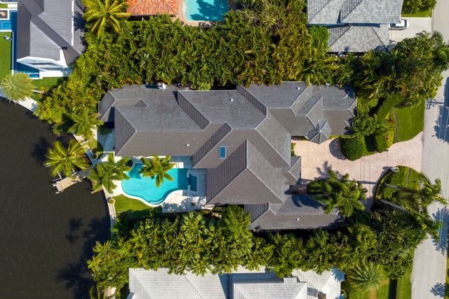 616 Seasage Drive, Delray Beach, FL 33483