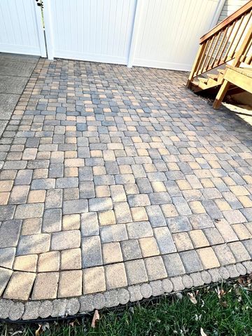 667 Winchester Dr, Hopkinsville, KY 42240