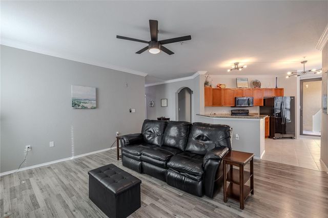 2738 VIA TIVOLI 220B, Clearwater, FL 33764