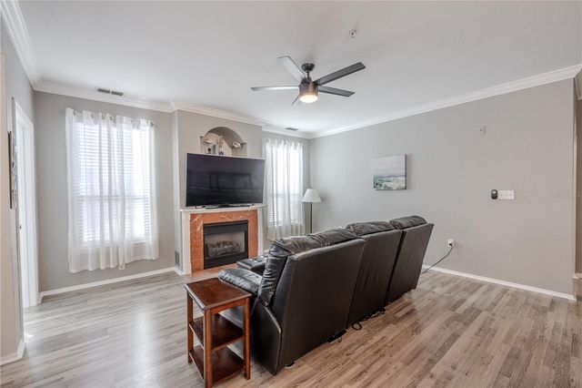 2738 VIA TIVOLI 220B, Clearwater, FL 33764