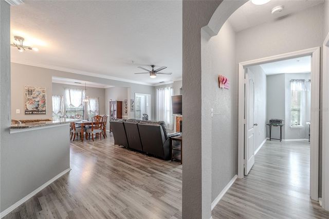 2738 VIA TIVOLI 220B, Clearwater, FL 33764