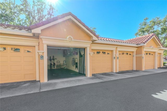 2738 VIA TIVOLI 220B, Clearwater, FL 33764