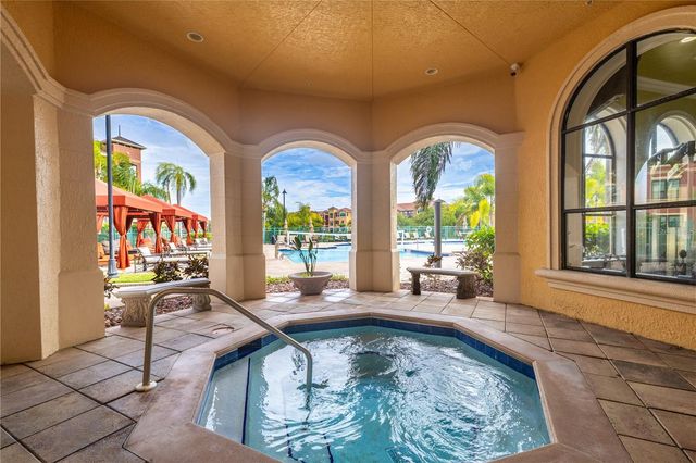 2738 VIA TIVOLI 220B, Clearwater, FL 33764