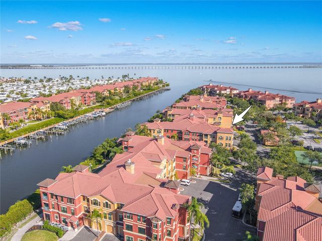 2738 VIA TIVOLI 220B, Clearwater, FL 33764