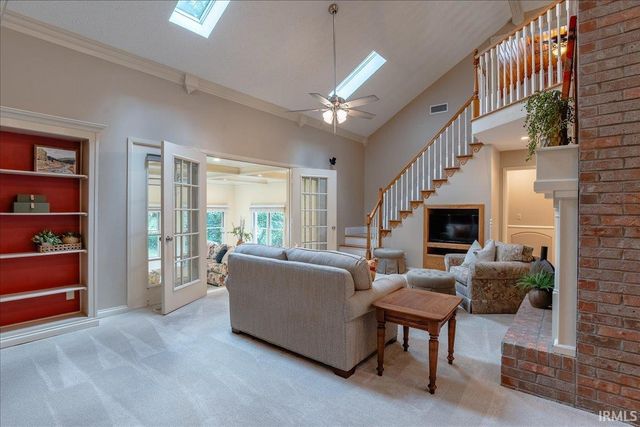 5666 Cherry Hill Drive, Newburgh, IN 47630