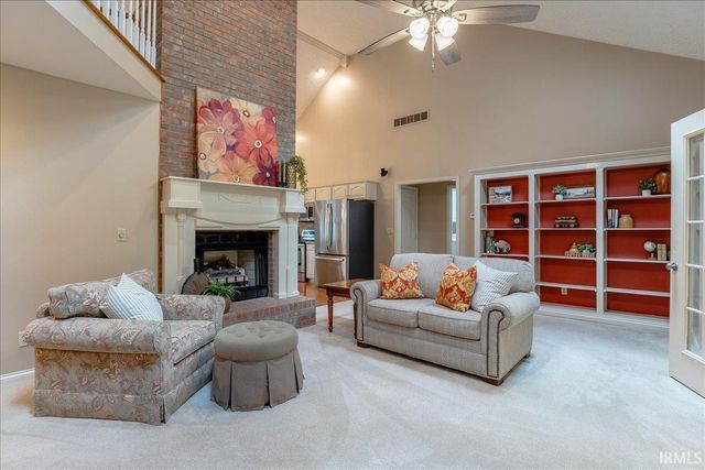 5666 Cherry Hill Drive, Newburgh, IN 47630