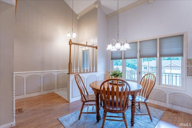 5666 Cherry Hill Drive, Newburgh, IN 47630